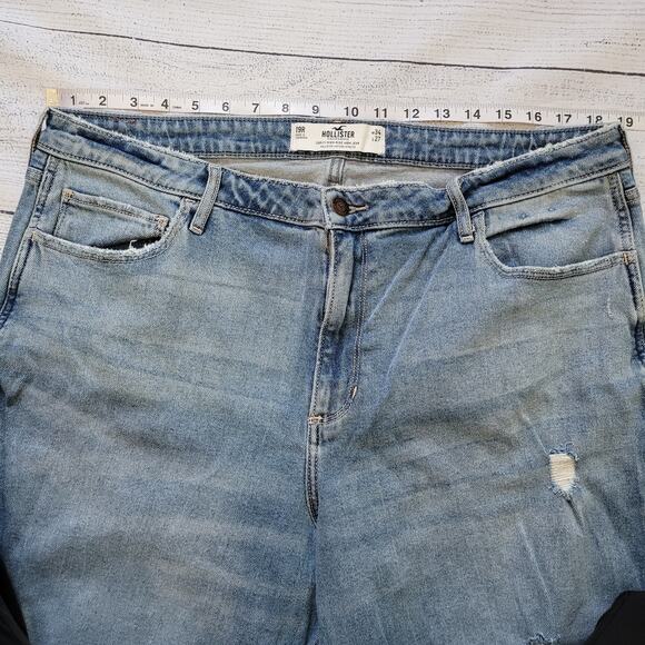 Hollister Size 19 Curvy High Rise Mom Jean Distressed Vintage Stretch Light Wash - Picture 5 of 10